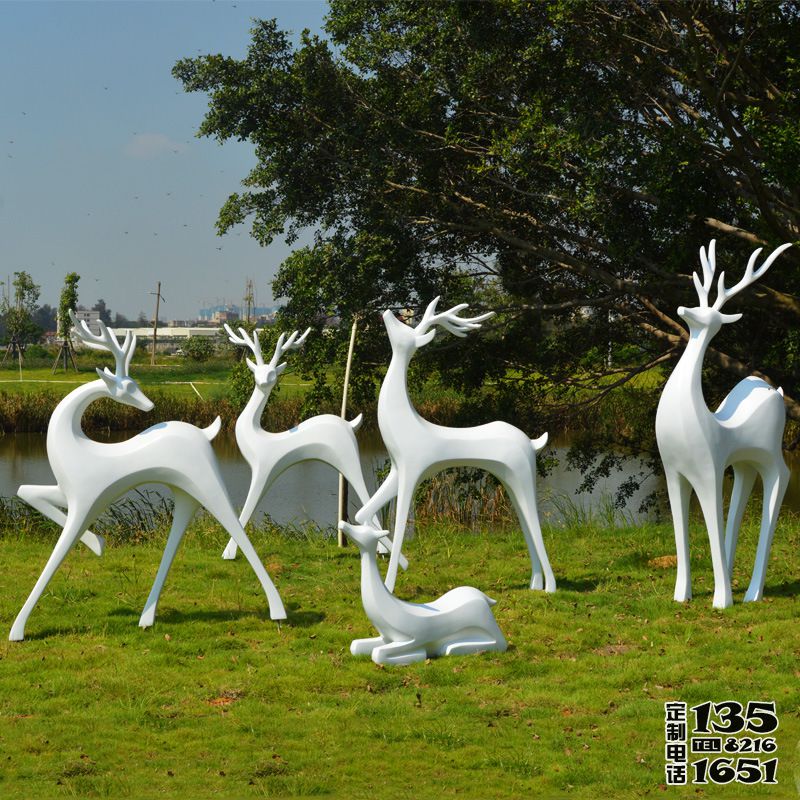 海邊創(chuàng)意裝飾品公園草坪玻璃鋼抽象梅花鹿雕塑 海邊創(chuàng)意裝飾品公園草坪玻璃鋼抽象梅花鹿雕塑