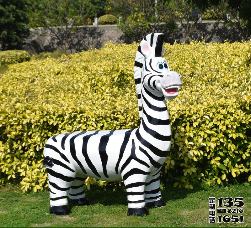 動(dòng)物園玻璃鋼卡通動(dòng)物斑馬雕塑 動(dòng)物園玻璃鋼卡通動(dòng)物斑馬雕塑